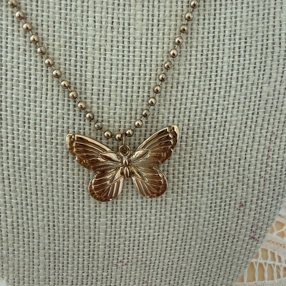 Gold Butterfly Pendant Necklace - Women Jewelry - Picture 3 of 4